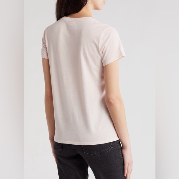 Queen of Cocktails Graphic T-Shirt
Lucky Brand Off White Cream Medium NWT - Picture 2 of 9